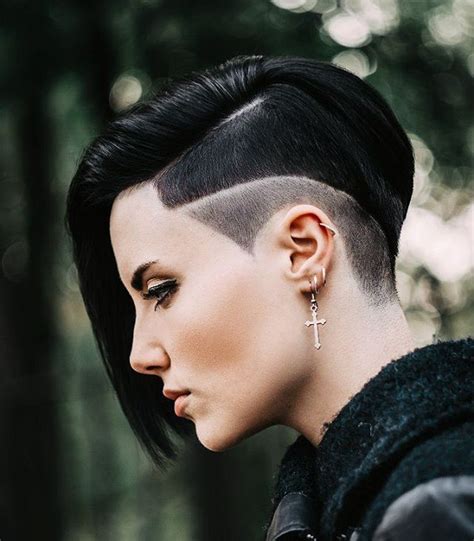 undercut femme|short shaved undercuts for women.